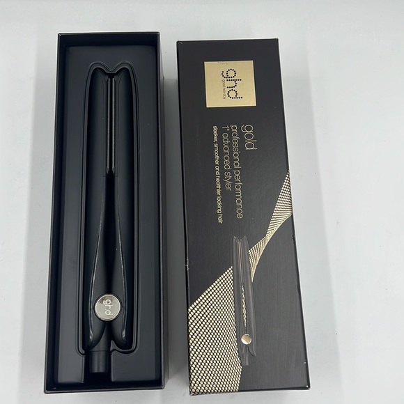Ghd gold 1"Flat Iron Gently used looks like New - Picture 2 of 4